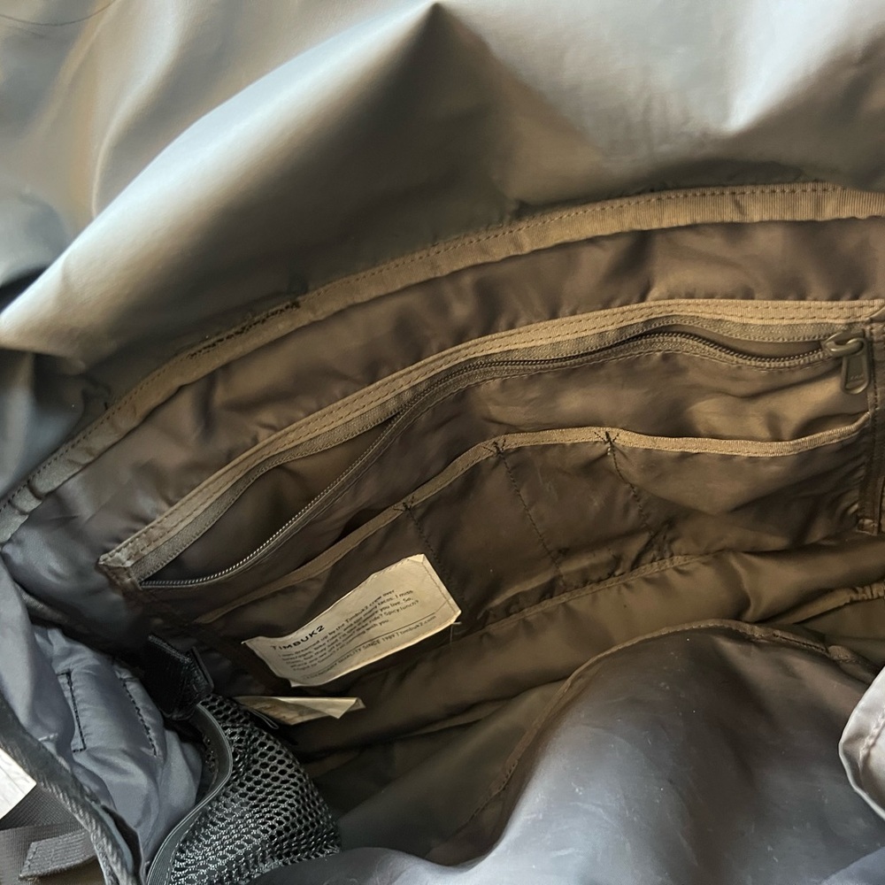 Timbuk2 Eco Black Commuter Bag - Picture 5 of 5